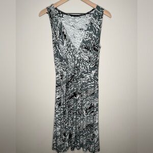 Boutique Sleeveless Lightweight Gray Black White‎ Abstract Dress- Large